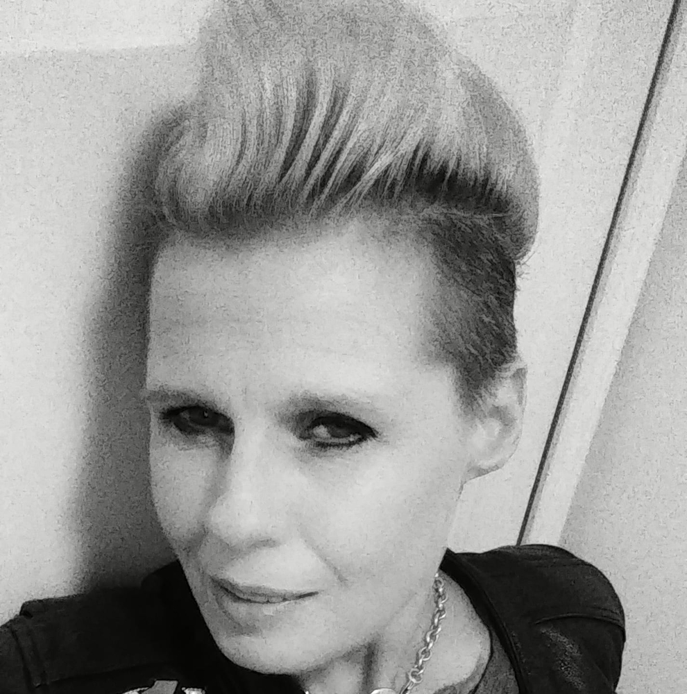 Meet your Posher, Amyjo